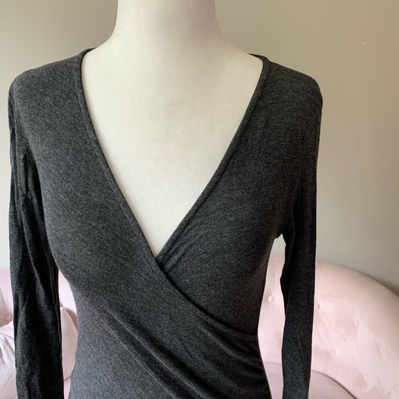 SEVEN SISTERS | Long Sleeve Cross Over Top Grey - Picture 2 of 8